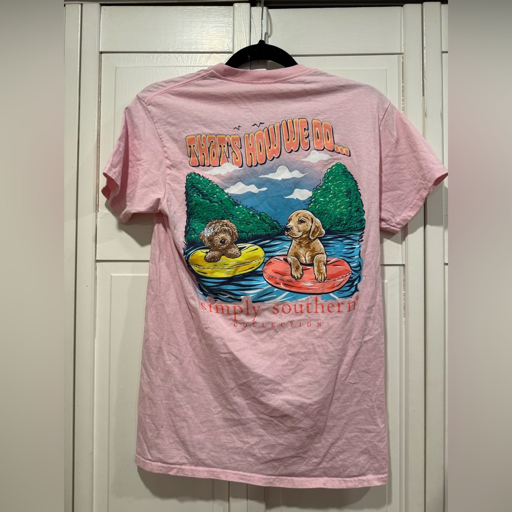 Simply southern puppy t shirt‎ size small GUC very light